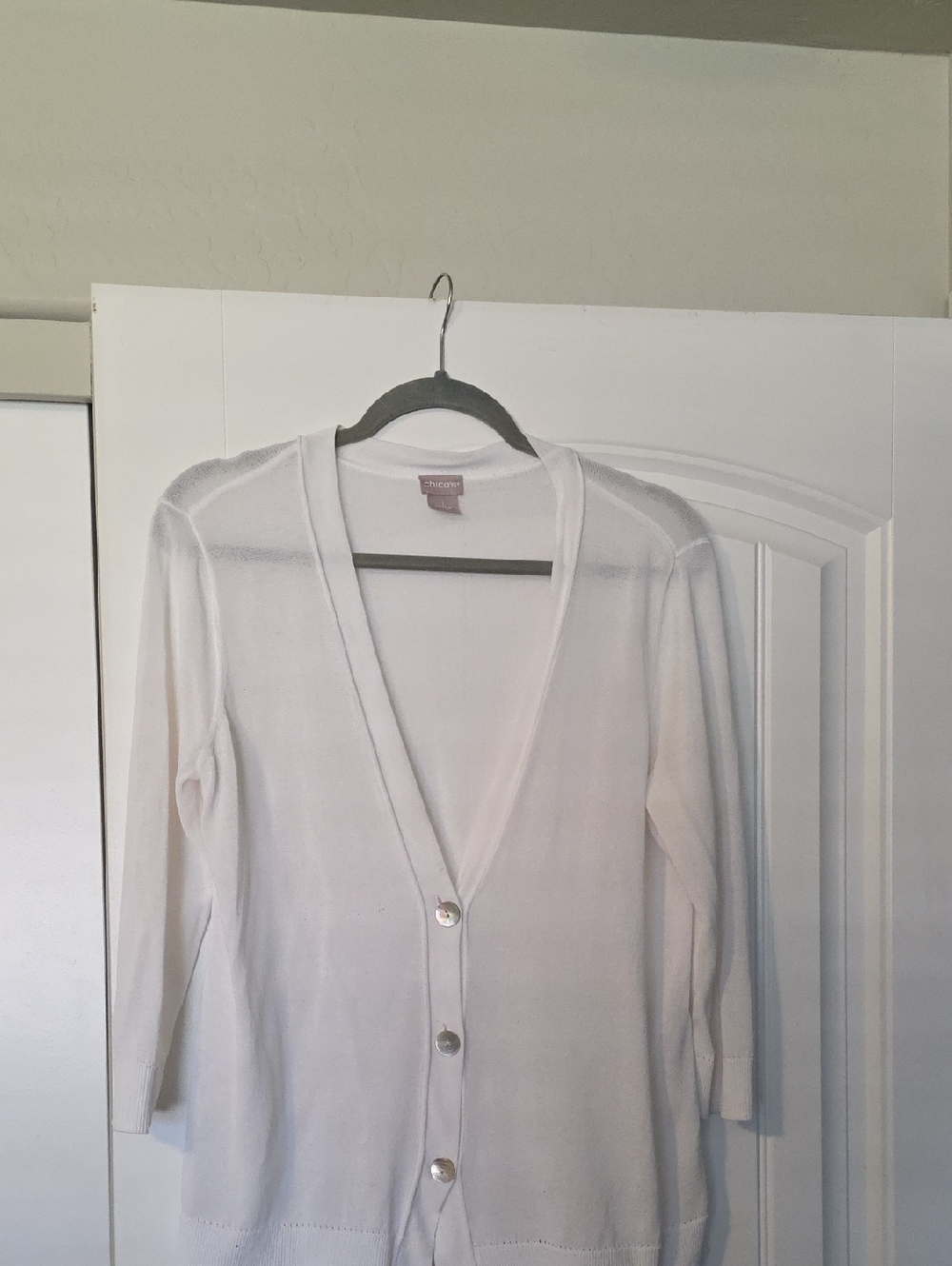 Chico's White Knit Top with Branded Neck Label